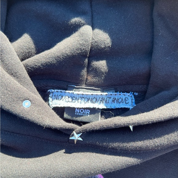 Hello Kitty "Spiked" hoodie - Picture 3 of 5